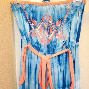 Sleeveless maxi dress